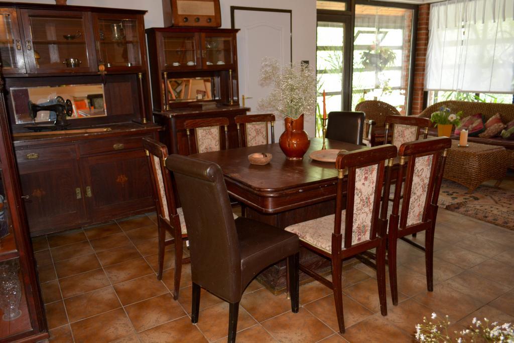 Bed and Breakfast Pannonhalma Panzió Esterno foto